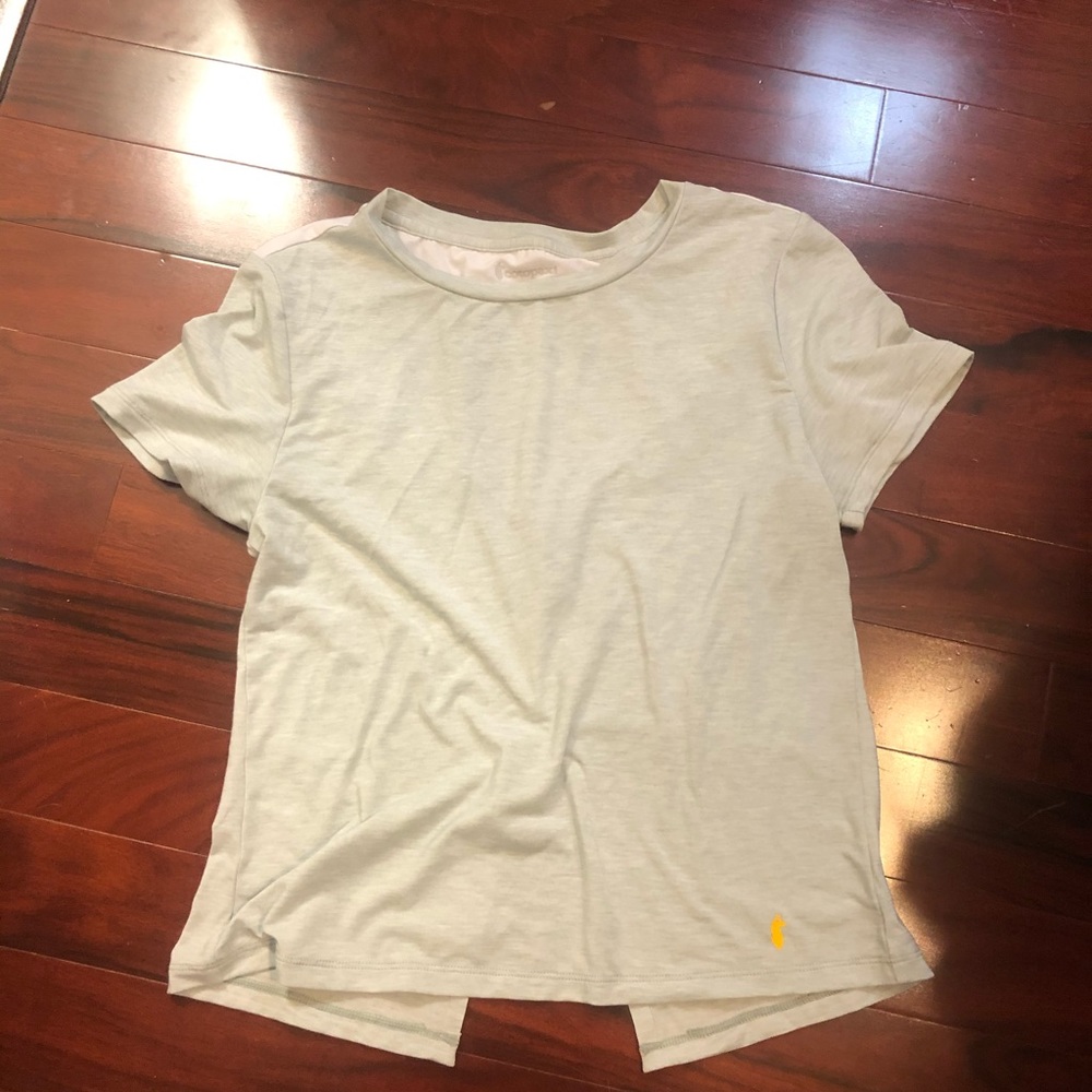 Cotopaxi women’s athletic shirt